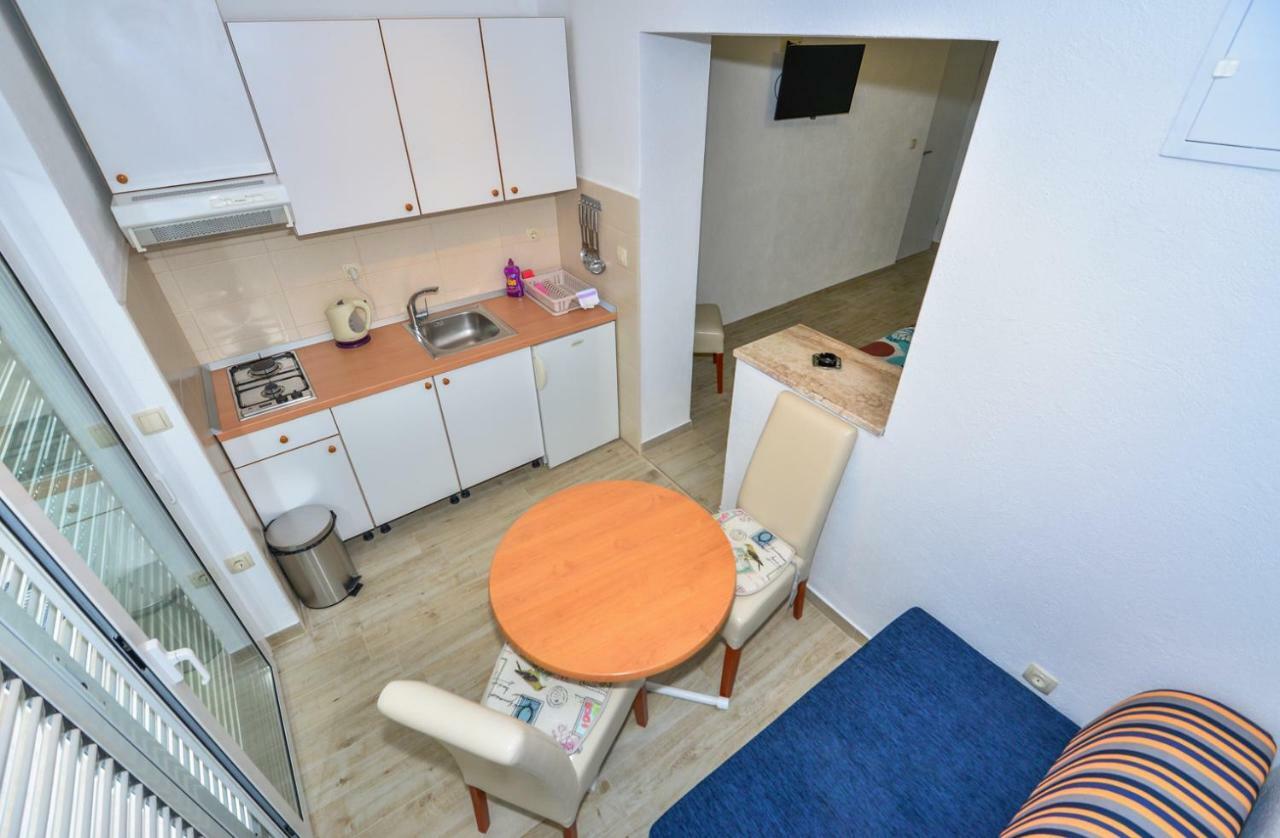 Apartmani Dina Makarska Eksteriør bilde