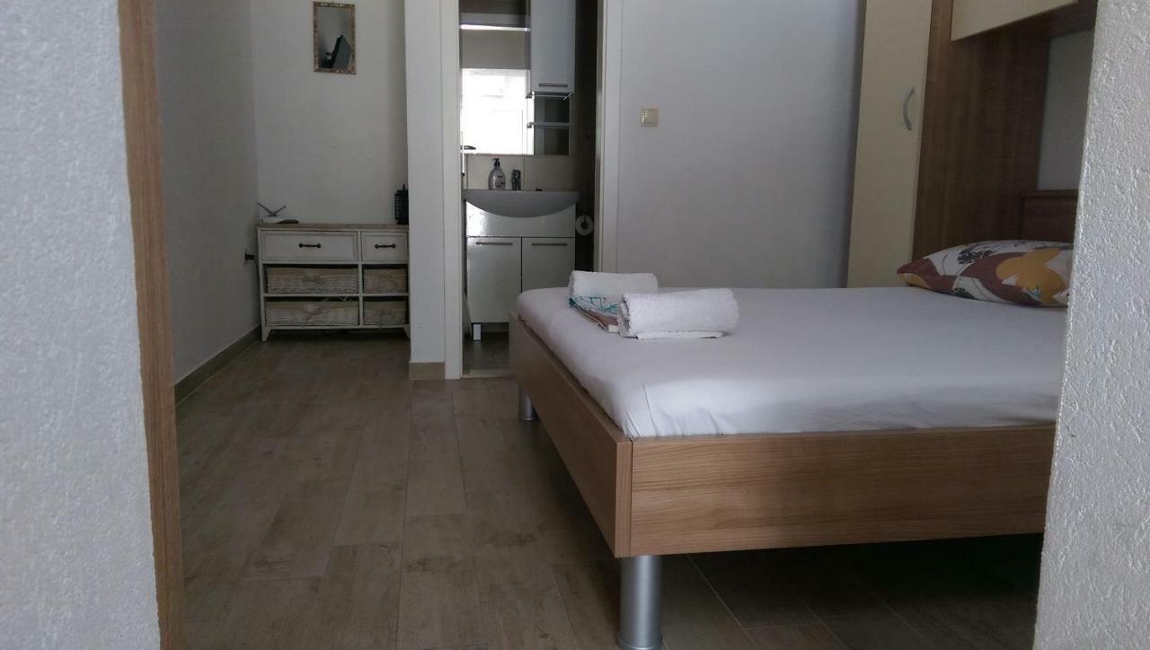 Apartmani Dina Makarska Eksteriør bilde