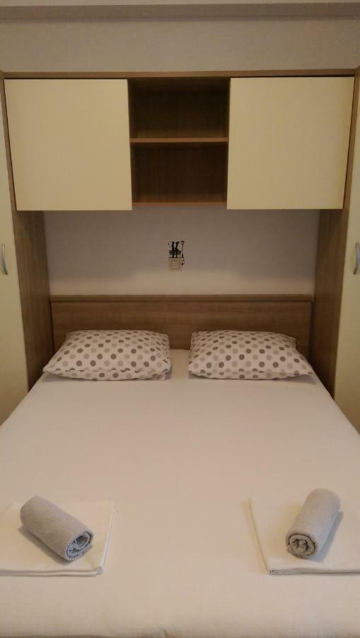 Apartmani Dina Makarska Eksteriør bilde
