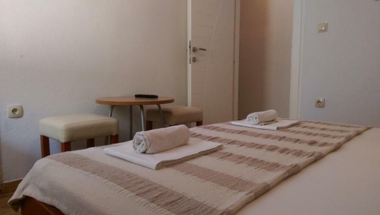 Apartmani Dina Makarska Eksteriør bilde